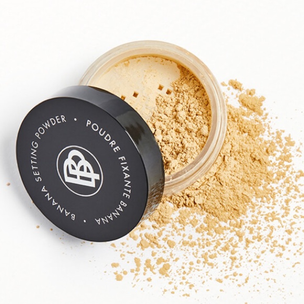 Banana Setting Powder in Medium